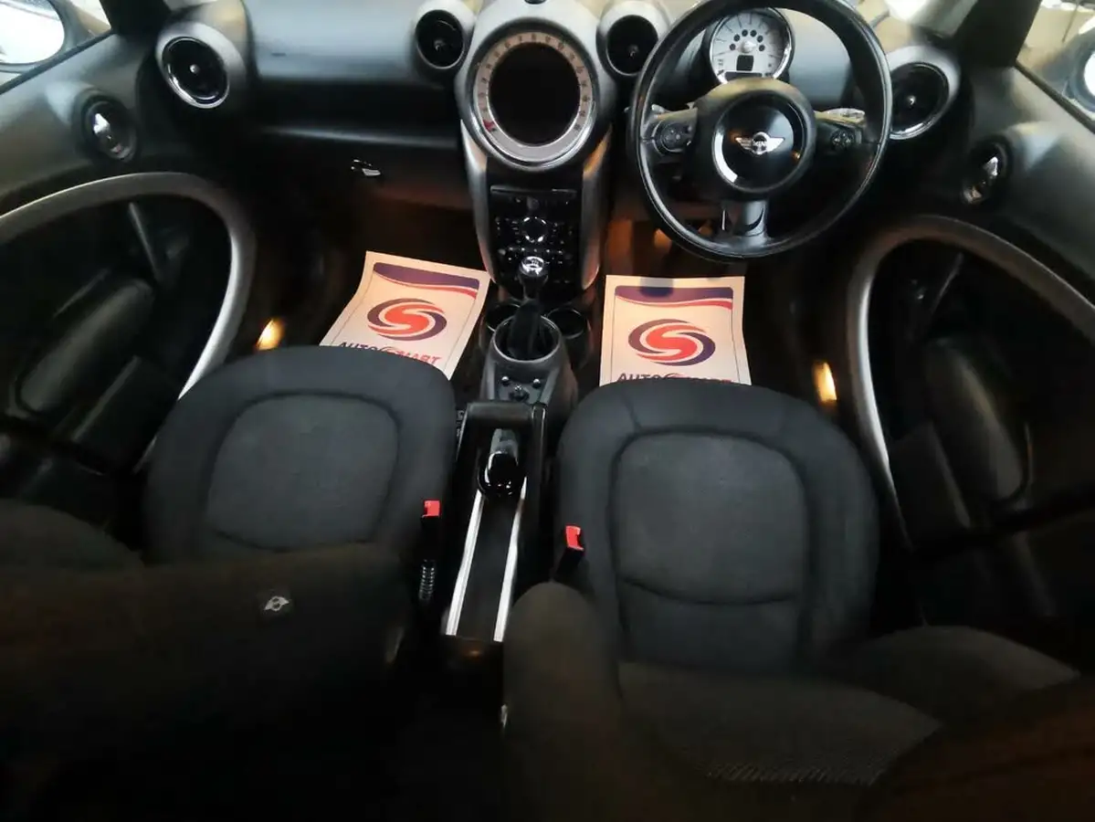 2012-mini-countryman-16-one-98bhp-big-34