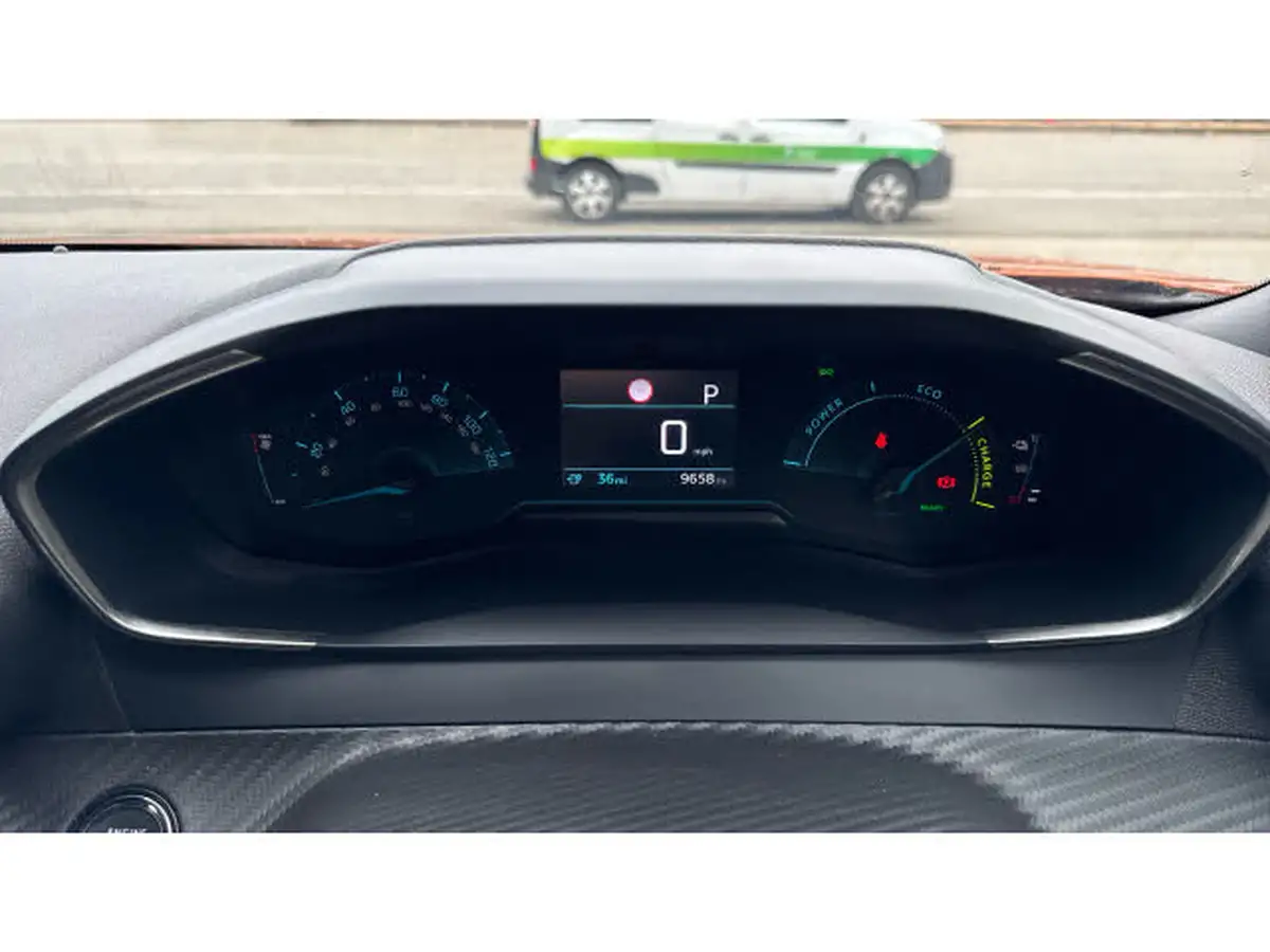 2023-peugeot-2008-suv-e-active-premium-big-17