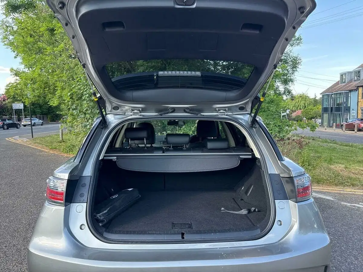 2017-lexus-ct-200h-18-sport-99bhp-big-17