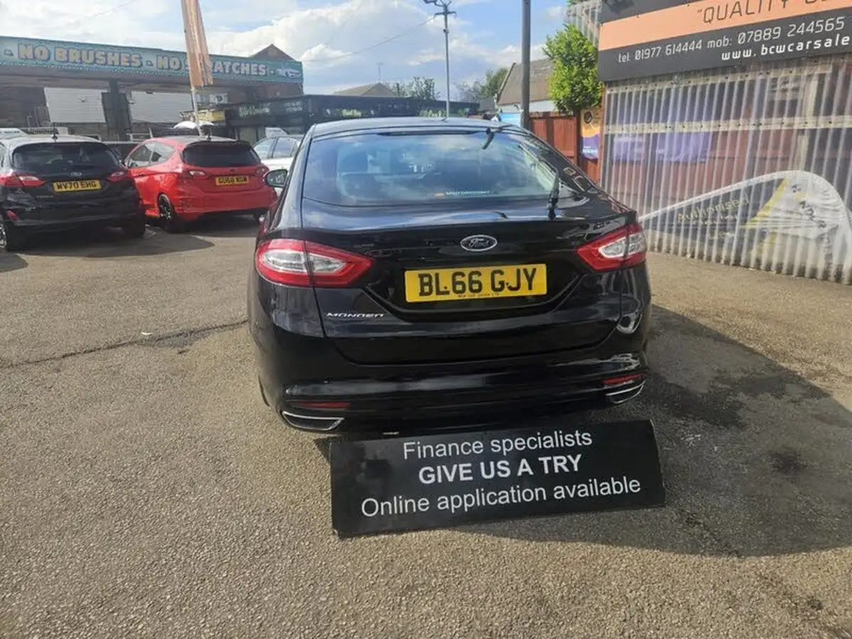 2017-ford-mondeo-20tdci-titanium-180ps-hatchback-powershift-big-4