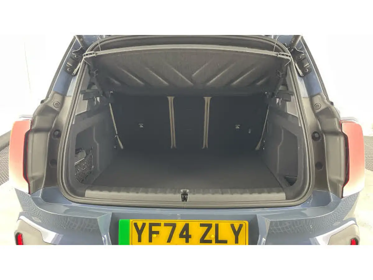 2024-mini-countryman-e-cooper-e-exclusive-big-12