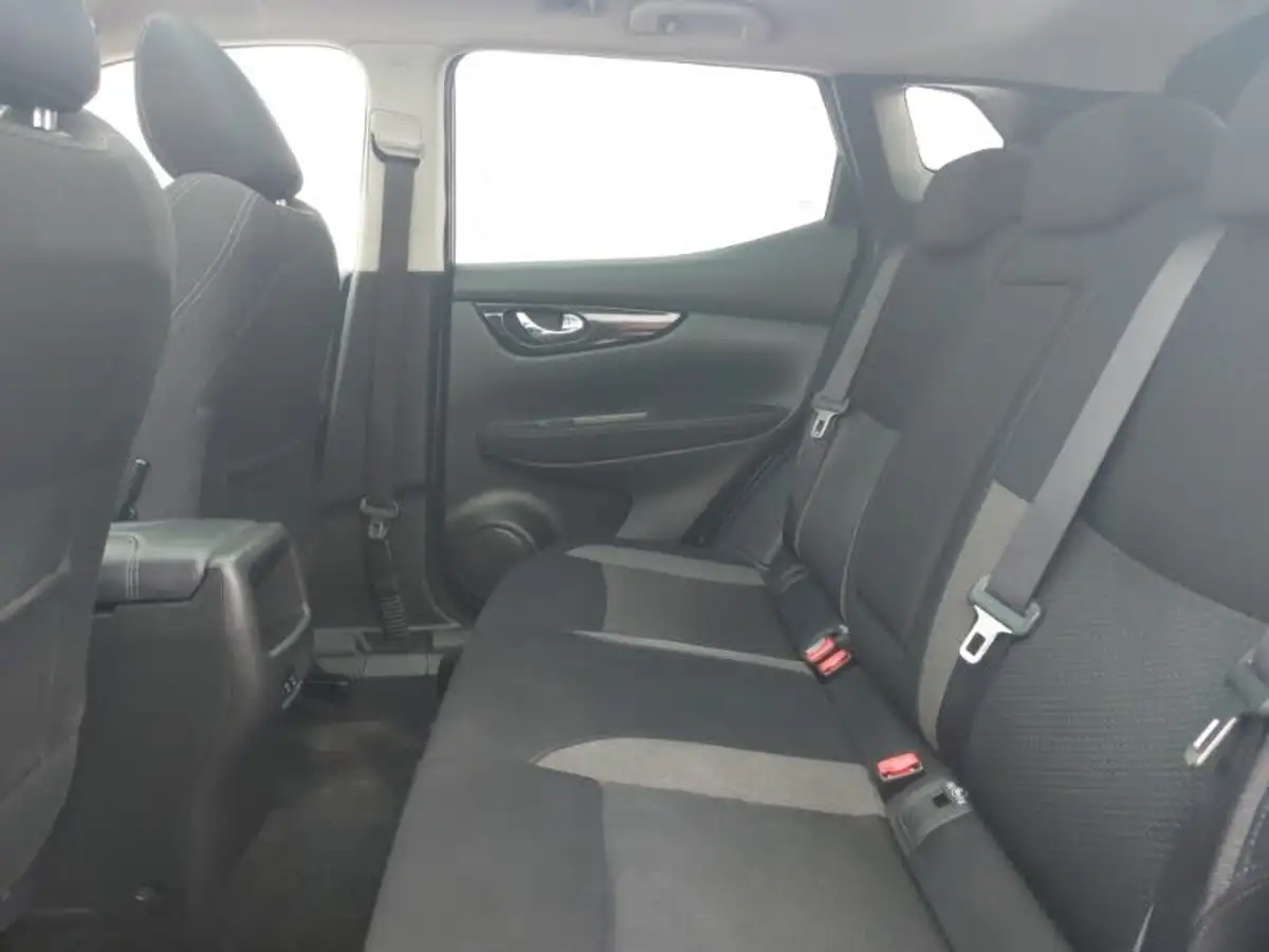 2021-nissan-qashqai-13-dig-t-n-connecta-158ps-xtronic-big-5