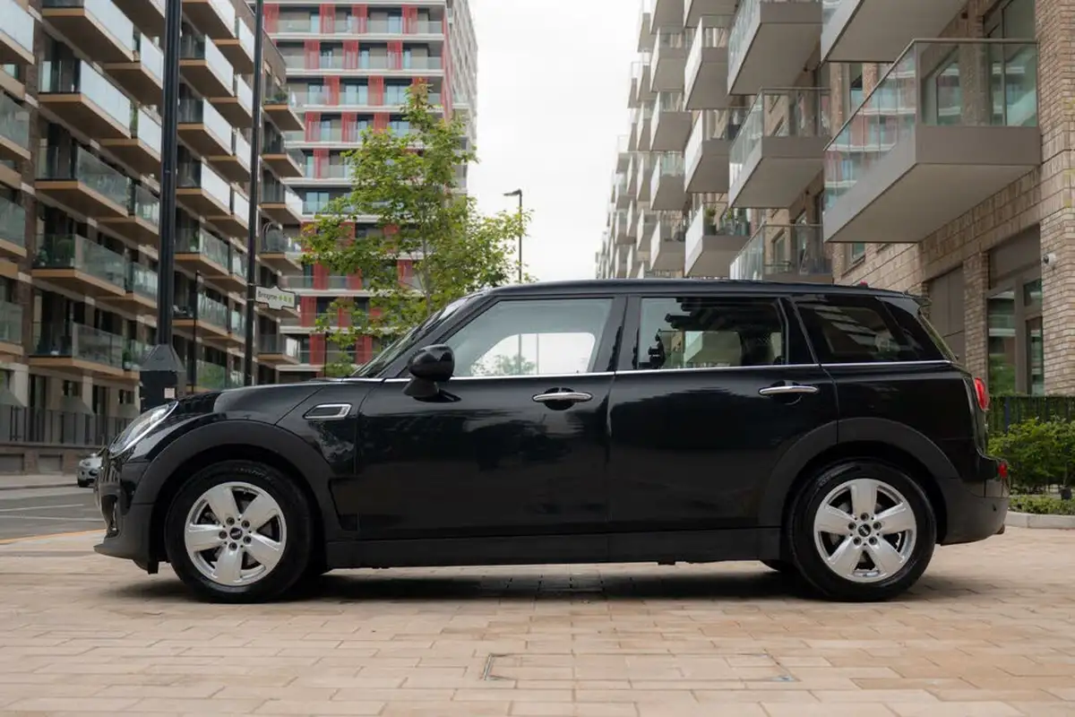 2018-mini-clubman-15-cooper-ss-big-14