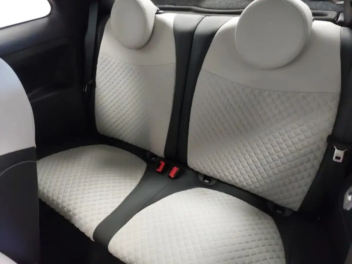 2022-fiat-500-10-dolcevita-big-5