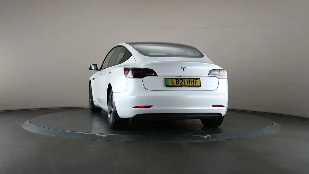 2021-tesla-model-3-e-long-range-4x4-big-45