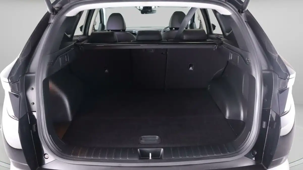 2021-hyundai-tucson-16-t-gdi-ultimate-150ps-big-17