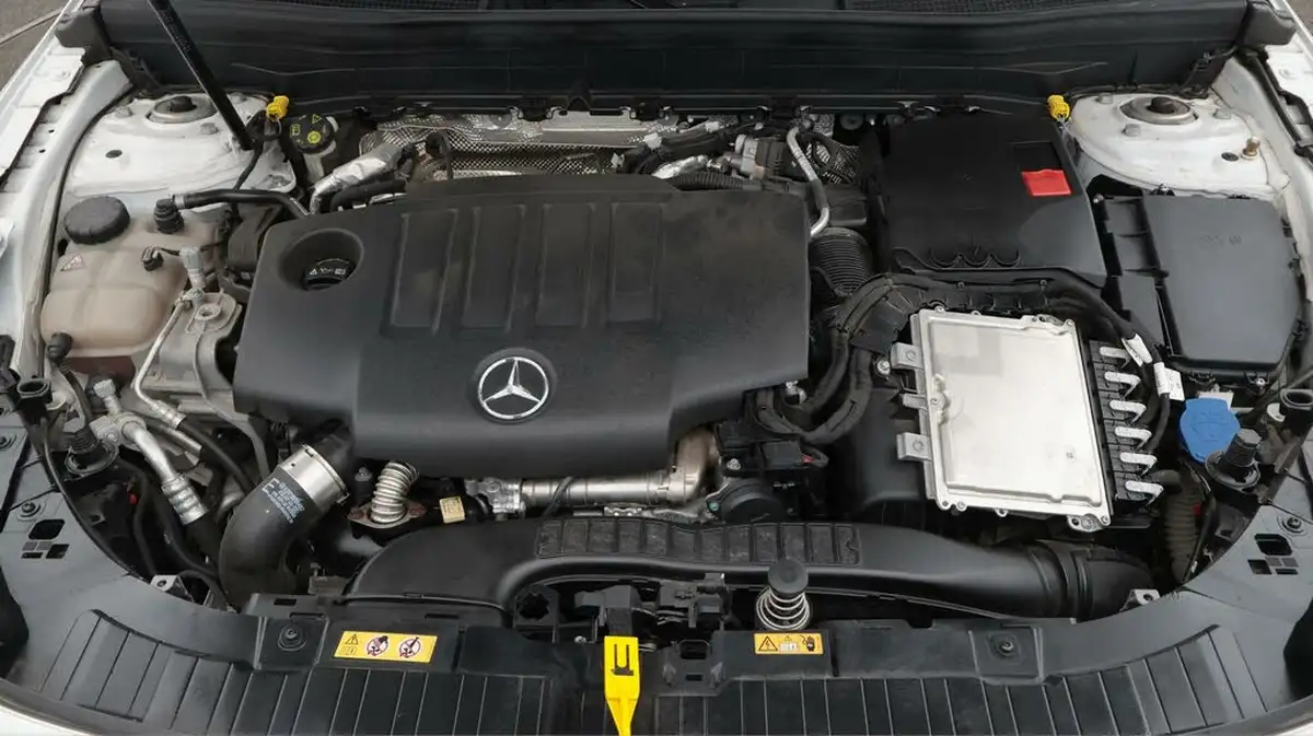 2020-mercedes-benz-glb-class-20d-glb220d-amg-line-premium-plus-driving-assistance7-big-19