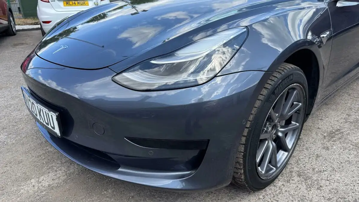 2020-tesla-model-3-e-standard-plus-big-33