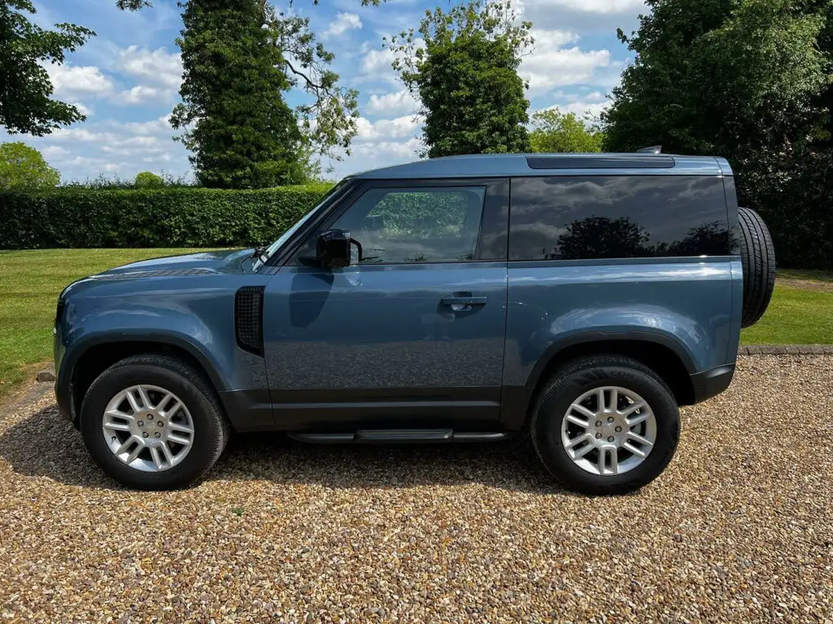2025-land-rover-90-defender-30-d250-hard-top-s-90-250pseu6e-big-1