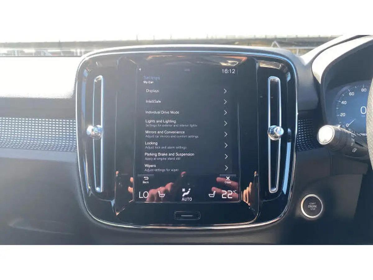 2021-volvo-xc40-20-b4-r-design-pro-194bhp-auto-big-31