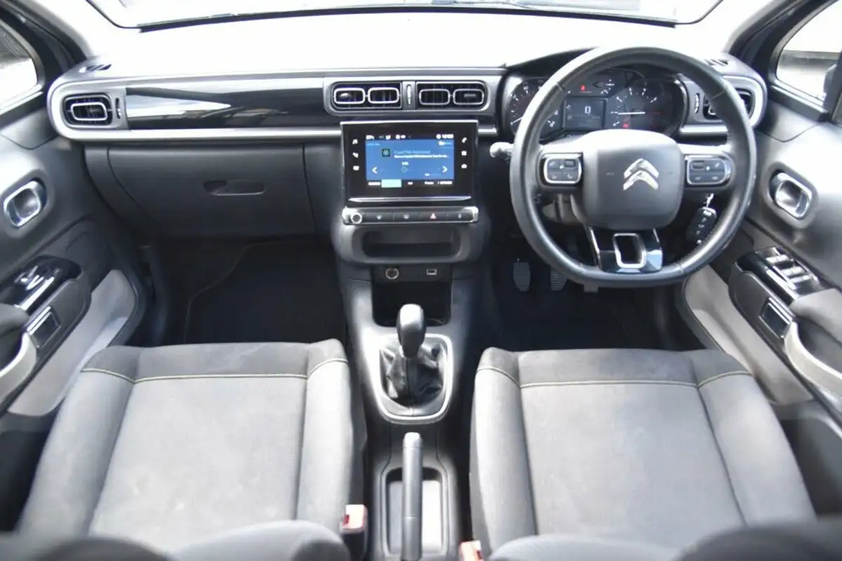 2021-citroen-c3-12-puretech-flair-83ps-big-24