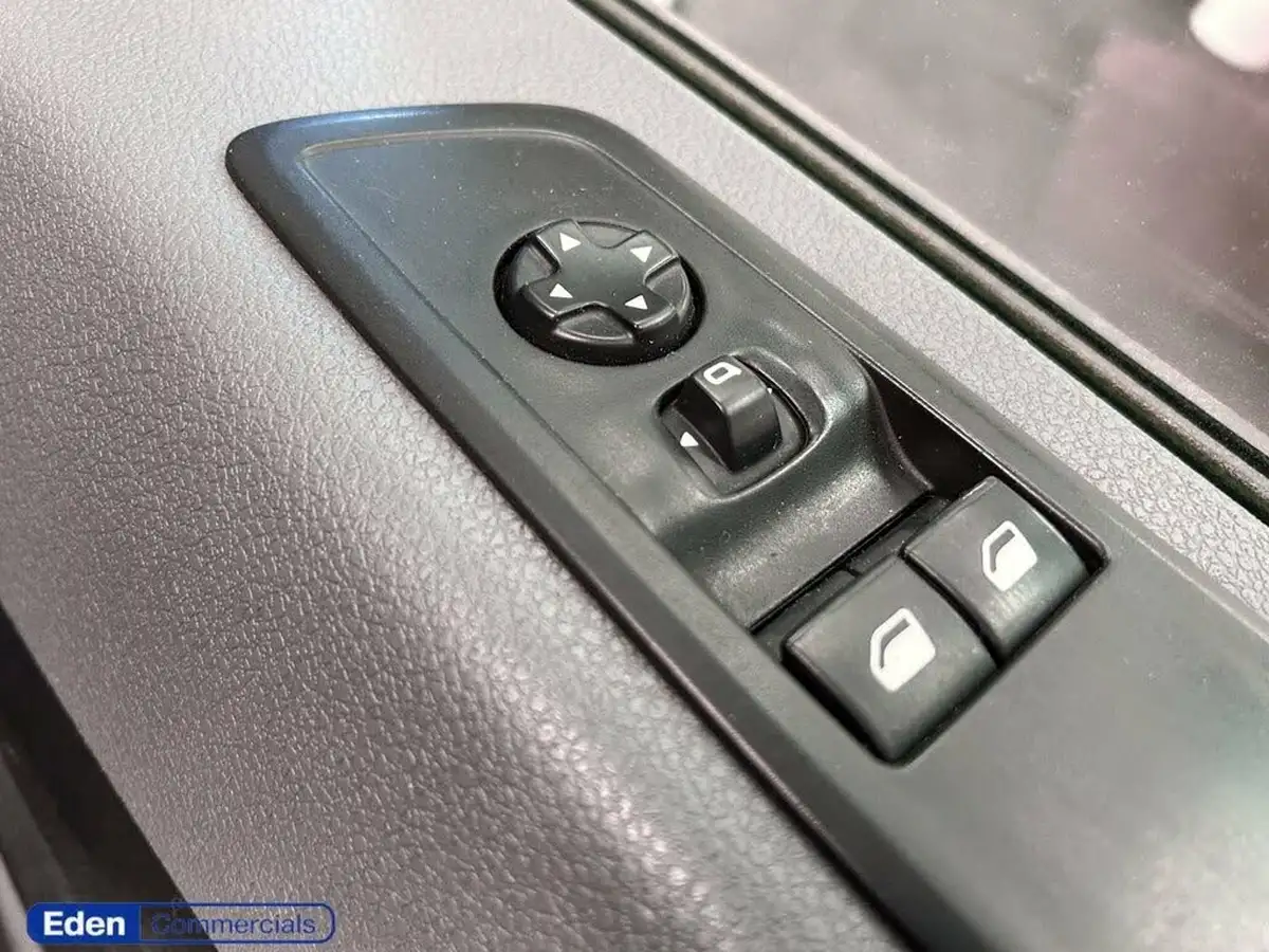2021-citroen-dispatch-15bluehdi-enterprise-m-1000-100pseu6dt-e-big-16