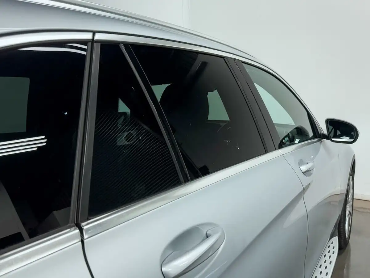 2022-mercedes-benz-glc-class-20d-glc220d-amg-line-premium-195ps-station-wagon-5d-1950cc-4matic-plus-big-21
