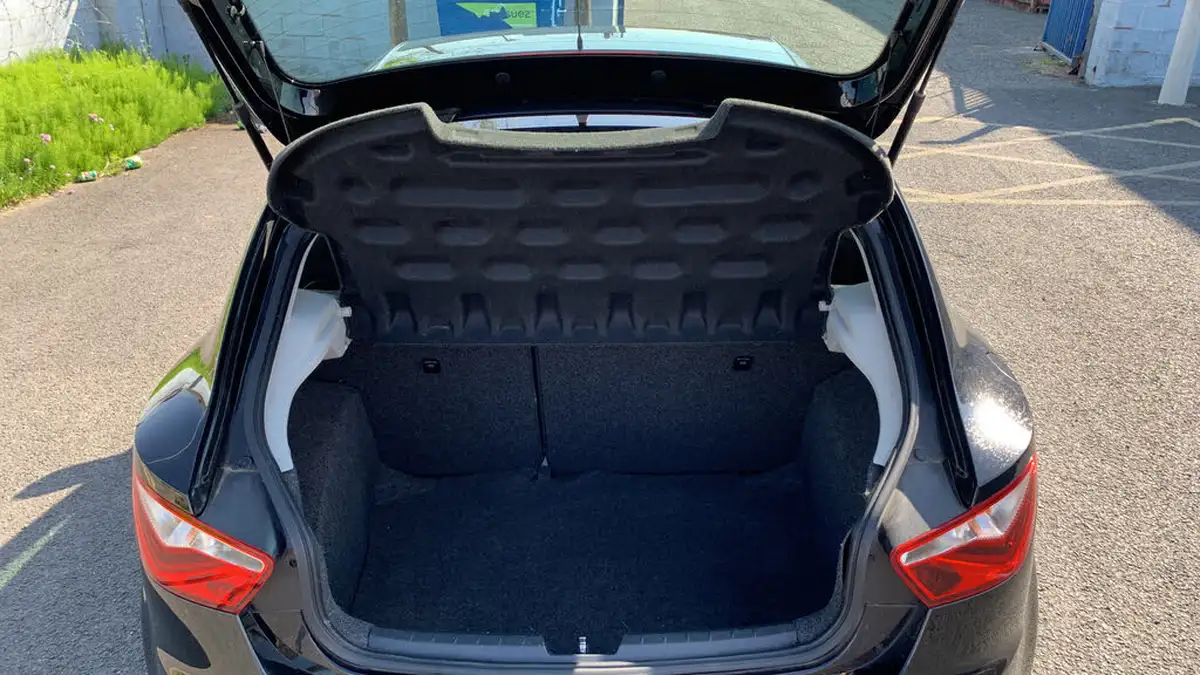 2015-seat-ibiza-12-tsi-connect-sportcoupe-3d-big-18
