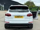 2015-porsche-cayenne-42td-s-small-11