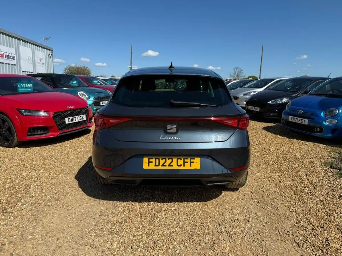 2022-seat-leon-10-tsi-evo-se-dynamic-hatchback-big-7