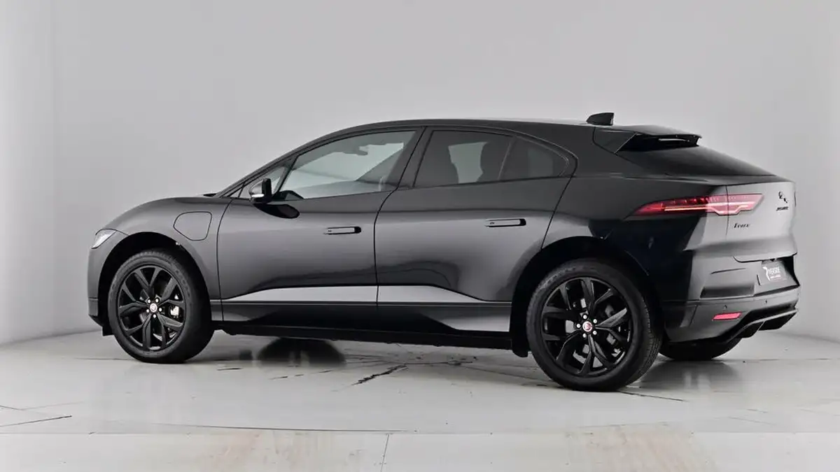2023-jaguar-i-pace-ev400-hse-black-big-65
