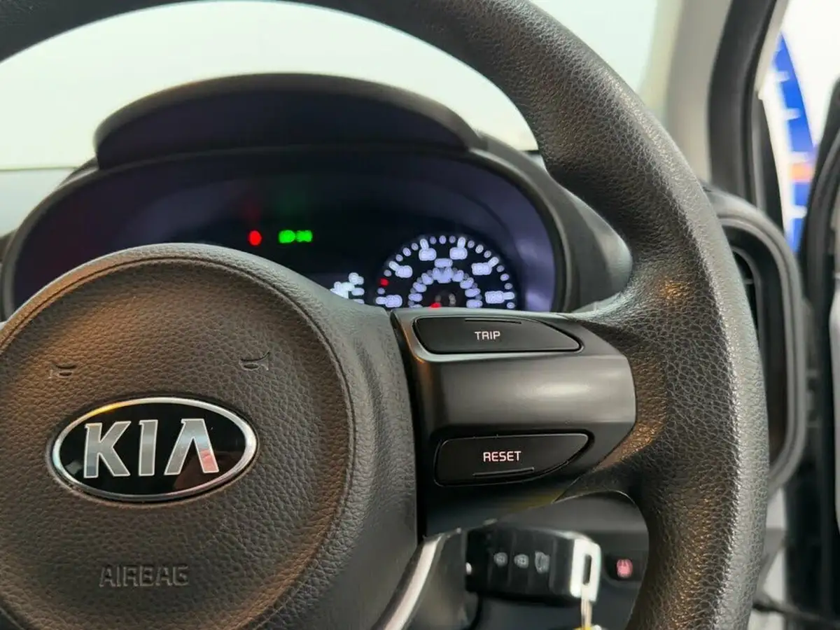2018-kia-picanto-10-1-65bhp-adap-big-15