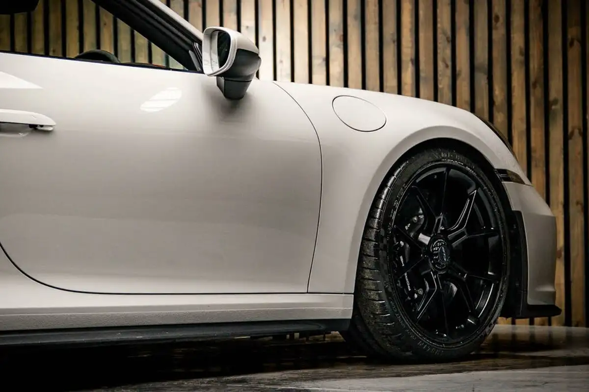 2024-porsche-911-40-gt3-pdk-big-13