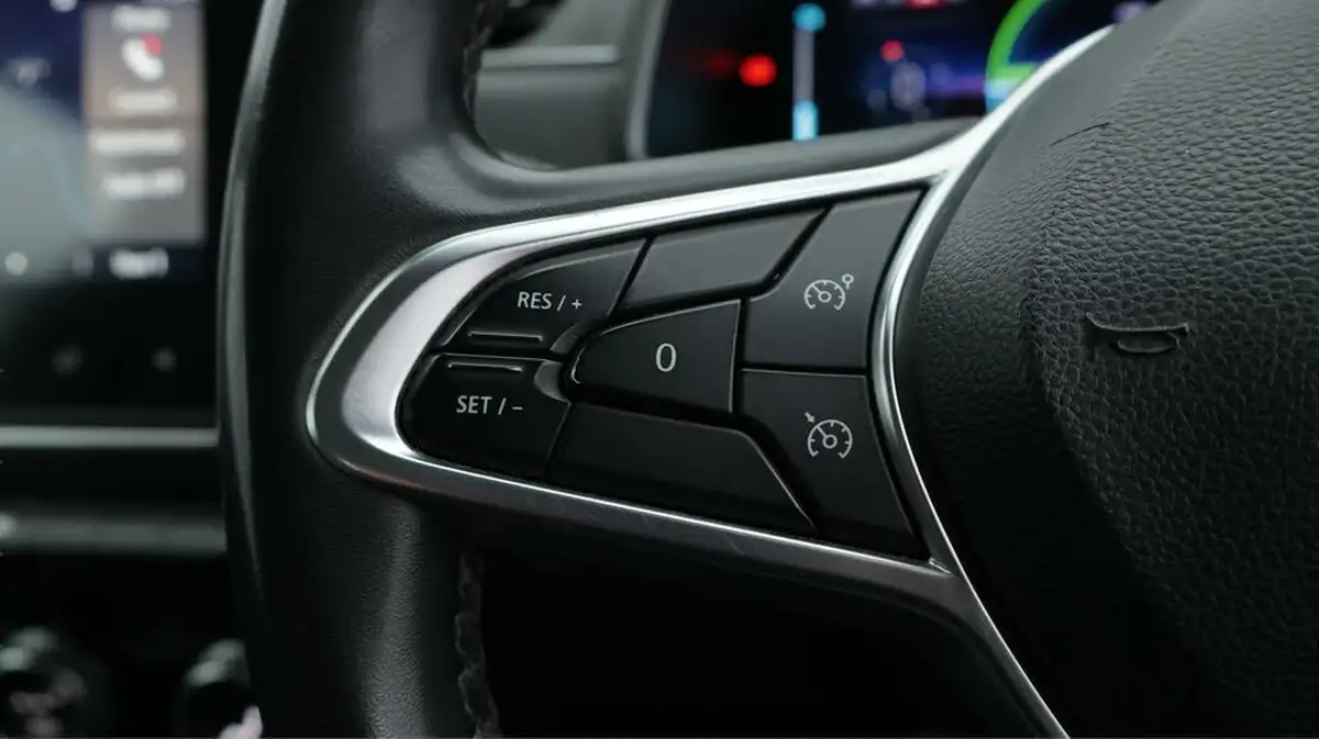 2020-renault-zoe-e-i-iconic-110ps-r110ze50-big-25