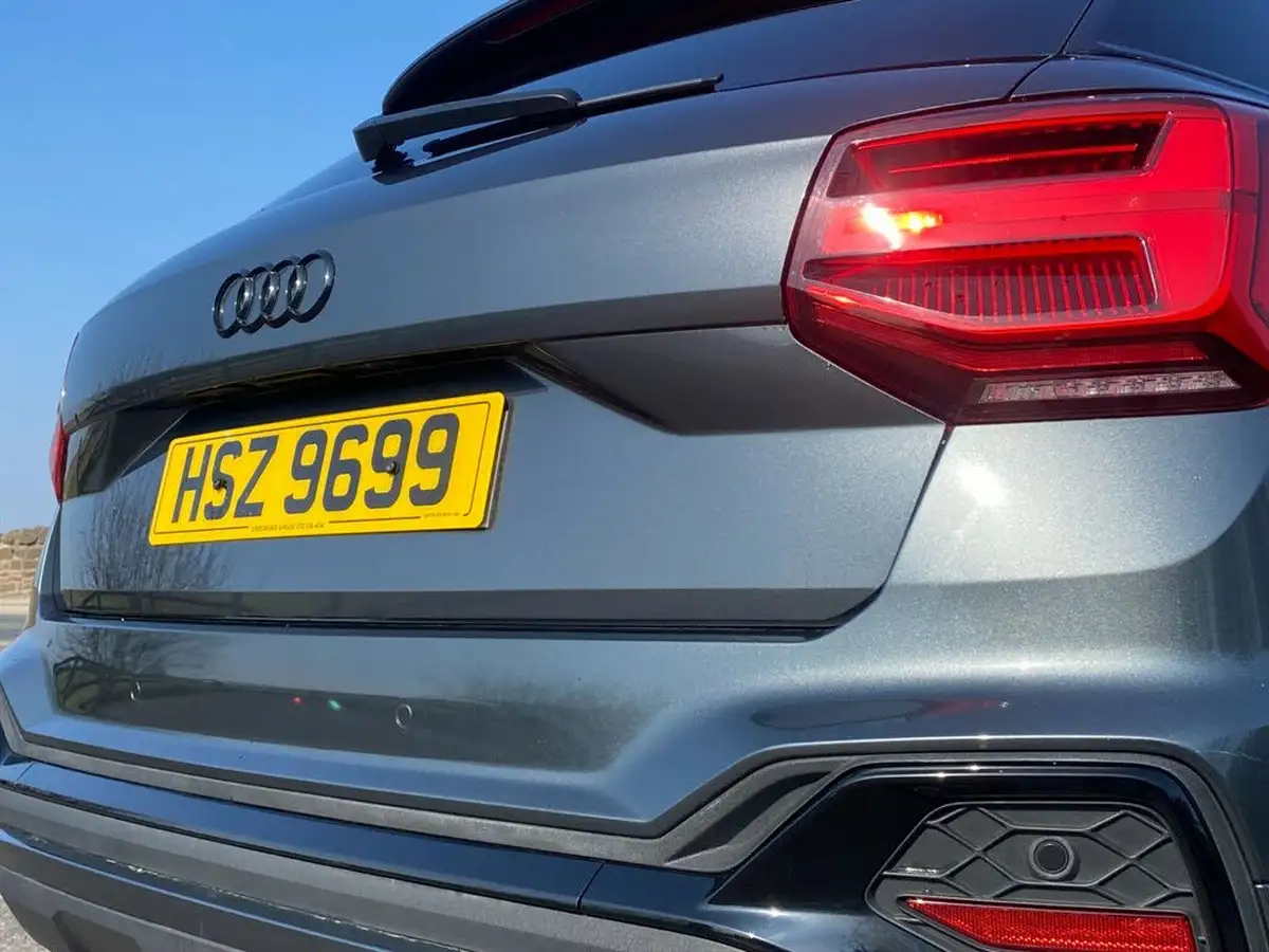 2021-audi-q2-10-30-tfsi-black-edition-big-34