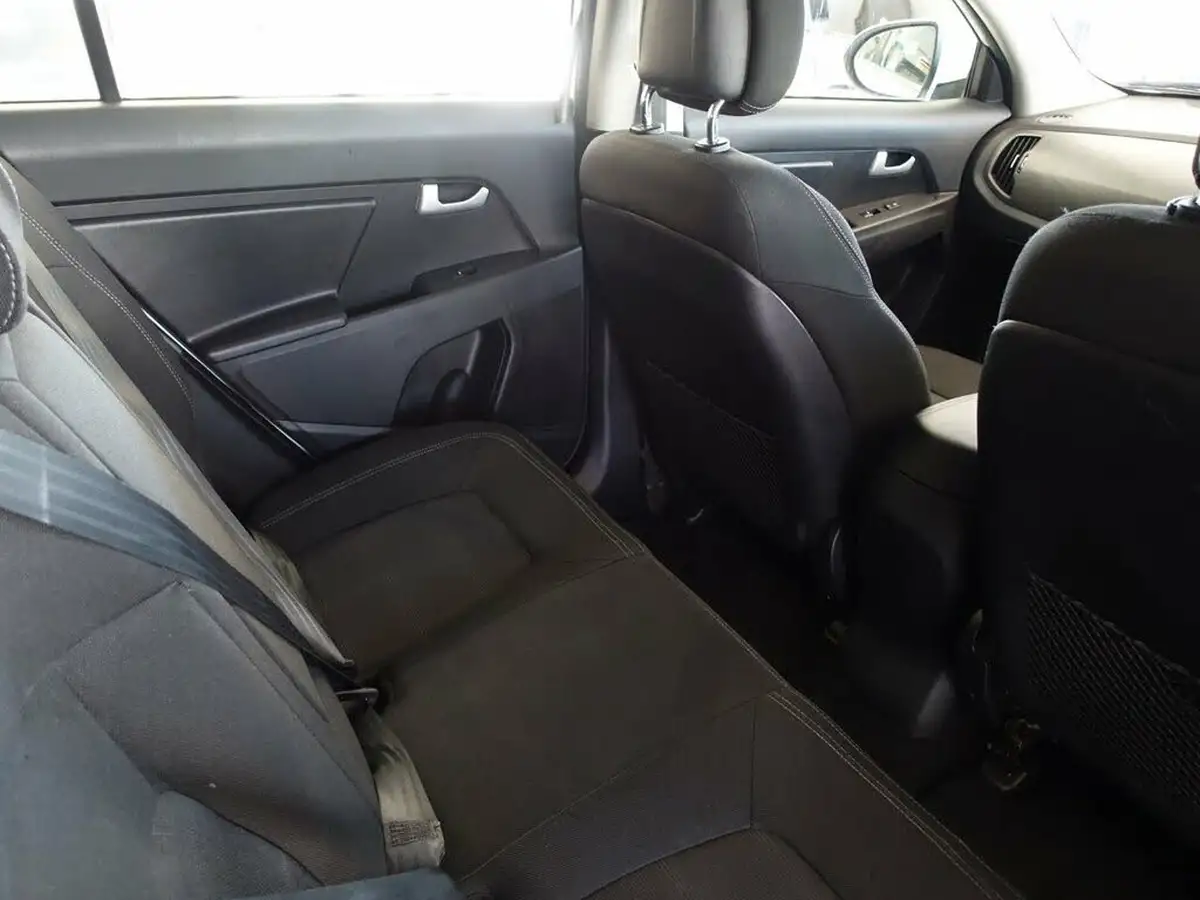 2014-kia-sportage-17-crdi-1-big-16