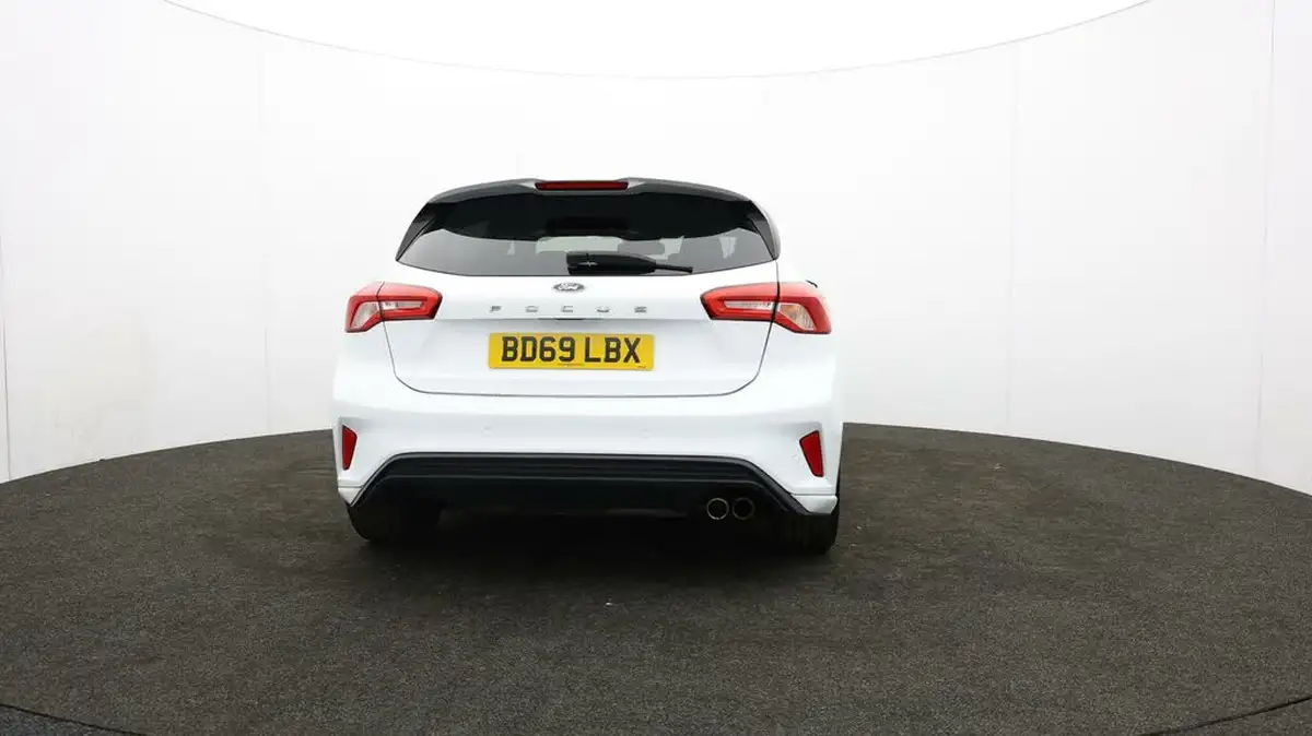 2019-ford-focus-10t-st-line-x-hatchback-big-65