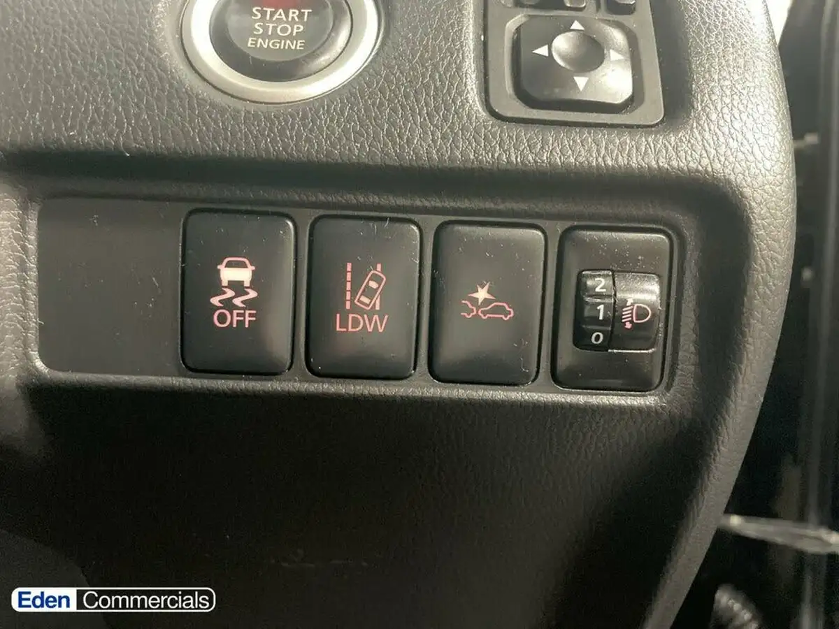 2020-mitsubishi-l200-22di-d-warrior-big-50