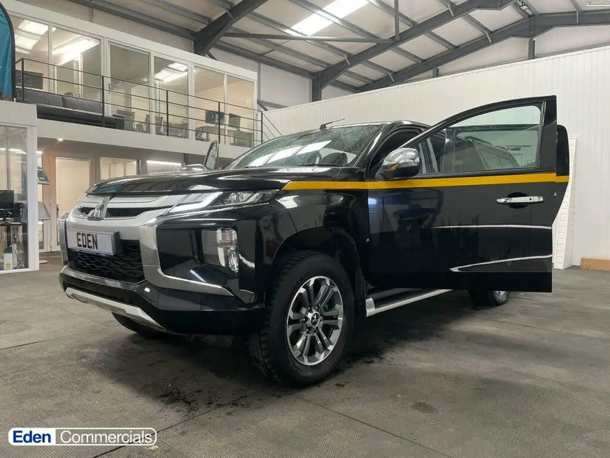 2020-mitsubishi-l200-22di-d-warrior-big-26