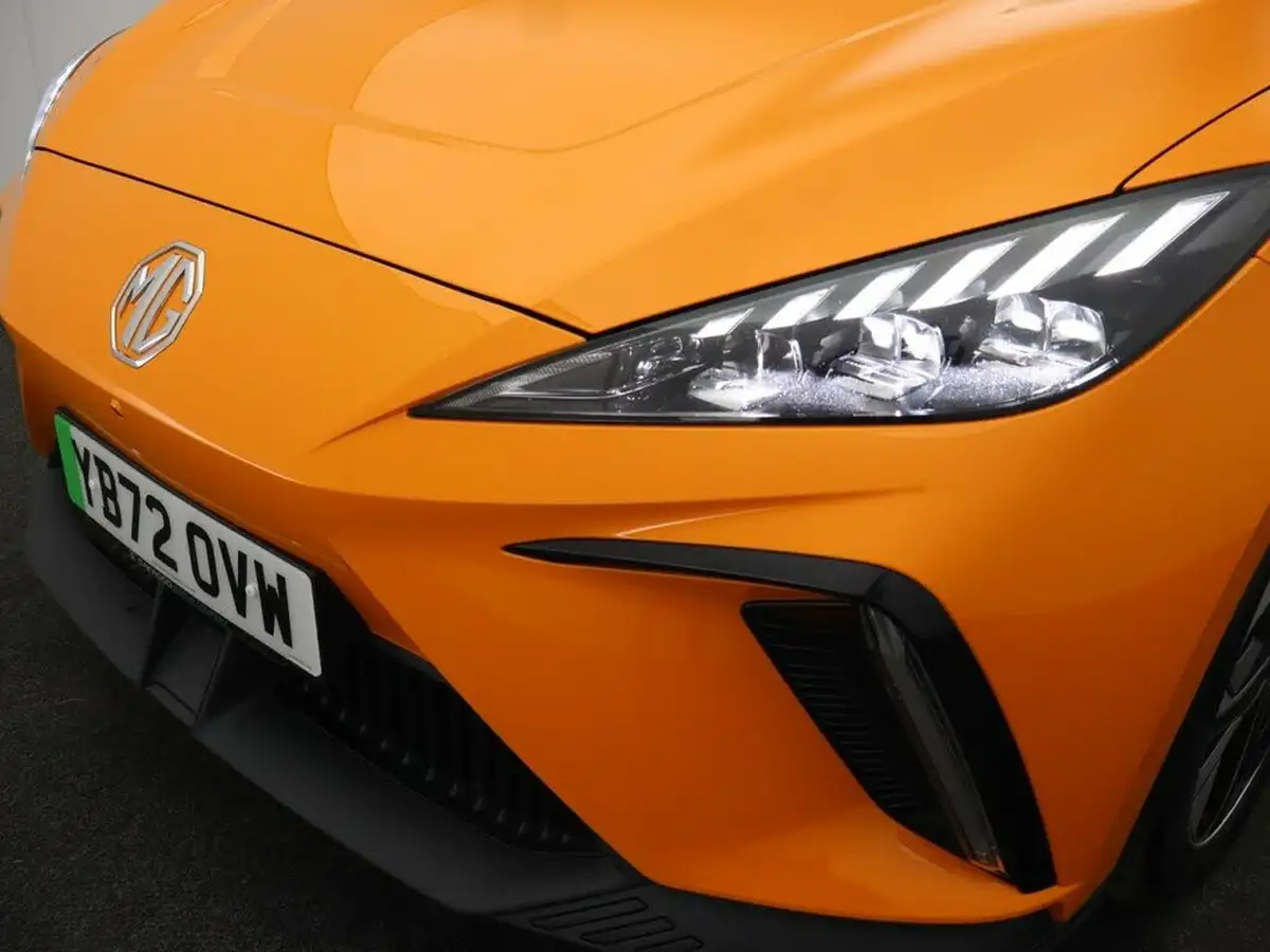 2022-mg-mg4-e-trophy-ev-big-37