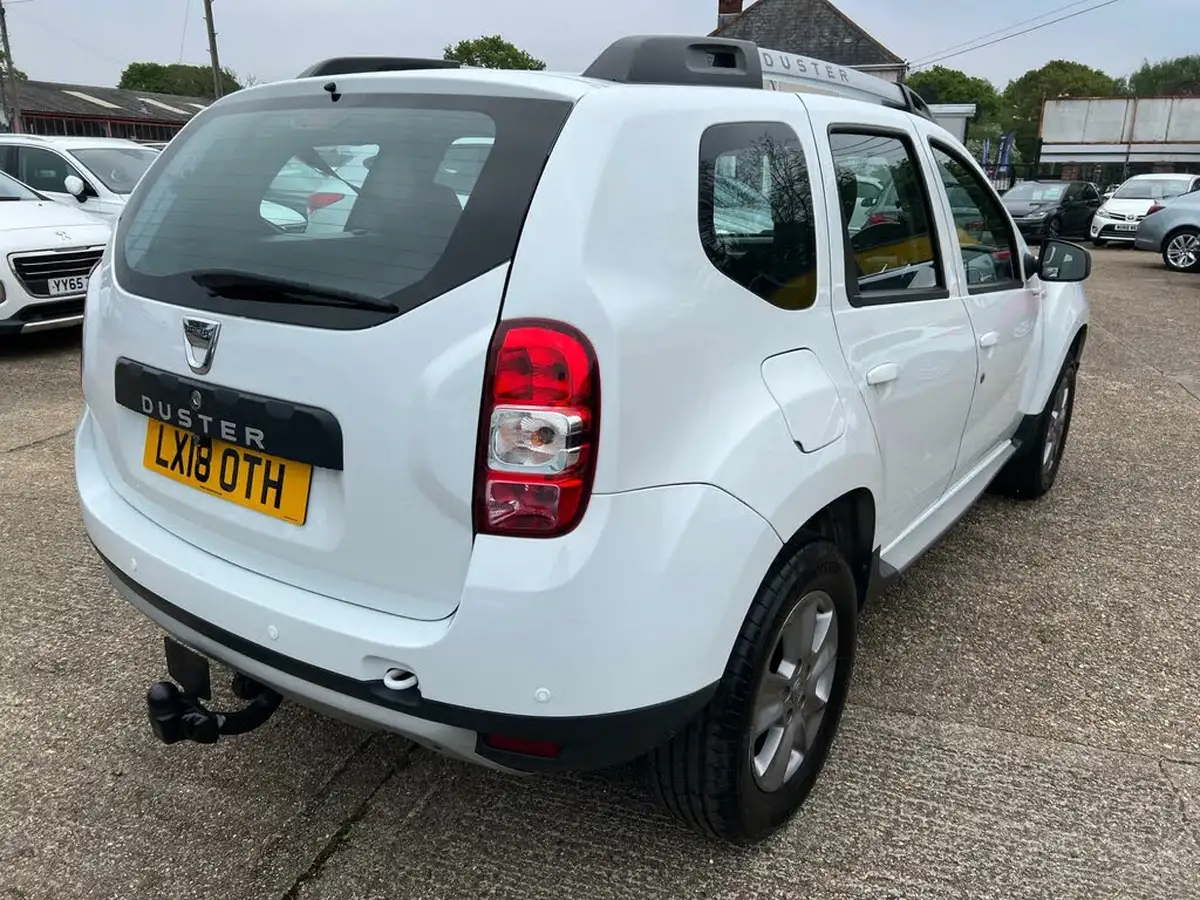 2018-dacia-duster-15dci-laureate-110bhp-ss-station-wagon-5d-big-6