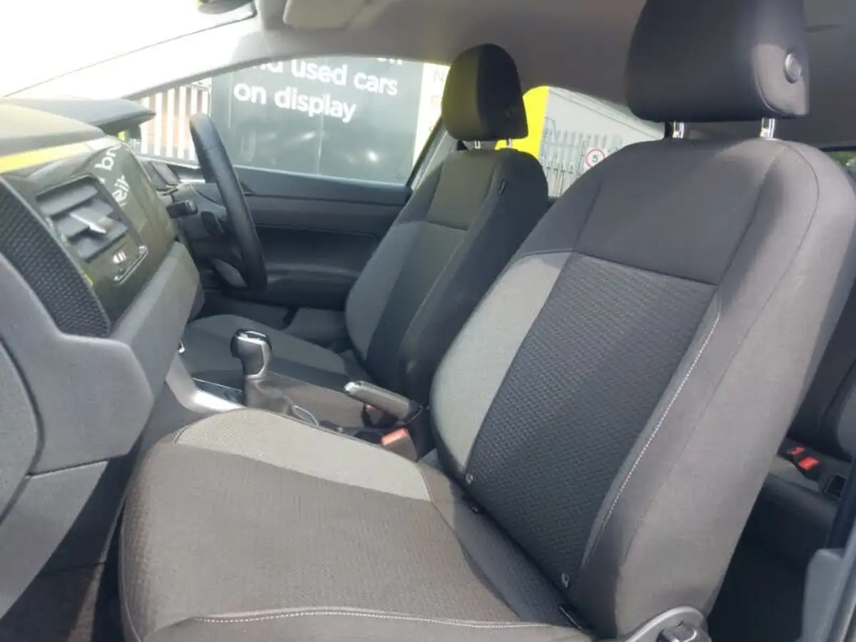 2025-volkswagen-polo-10-tsi-match-dsg-big-4