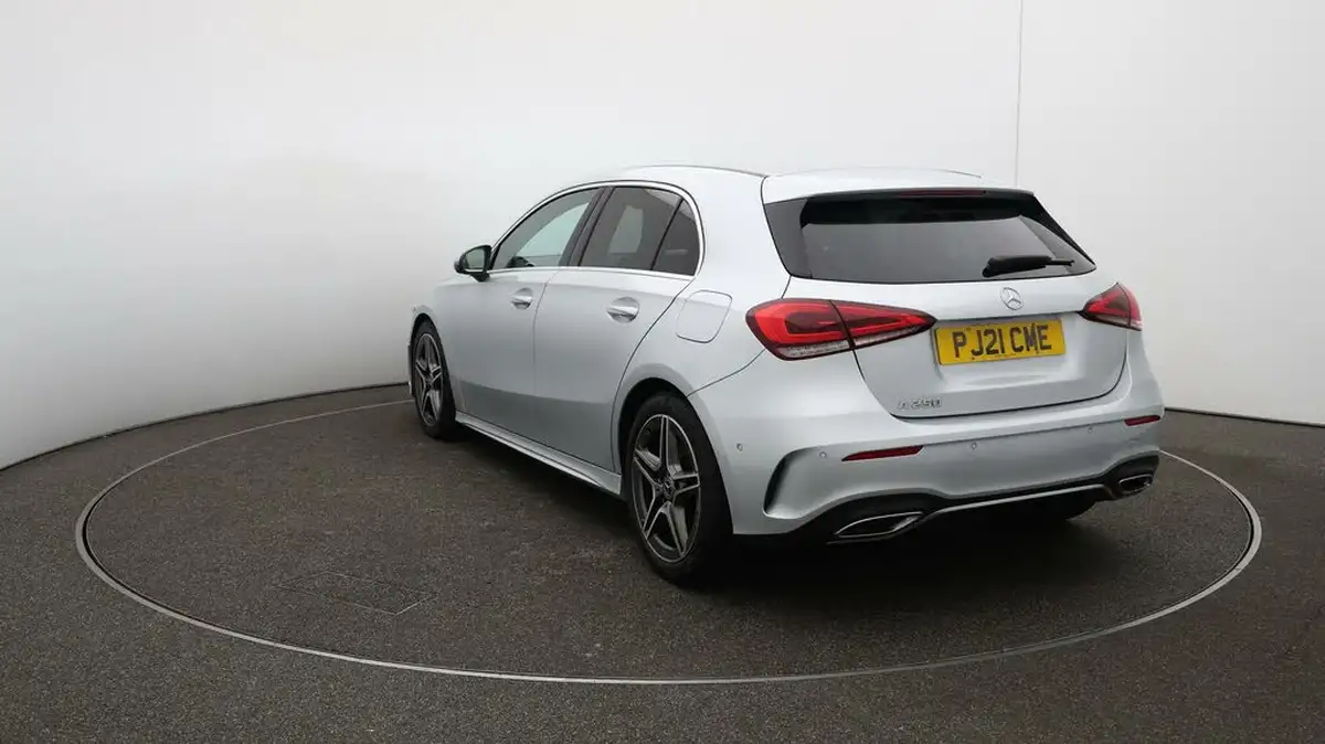 2021-mercedes-benz-a-class-20-a250-amg-line-executive-hatchback-5d-big-60