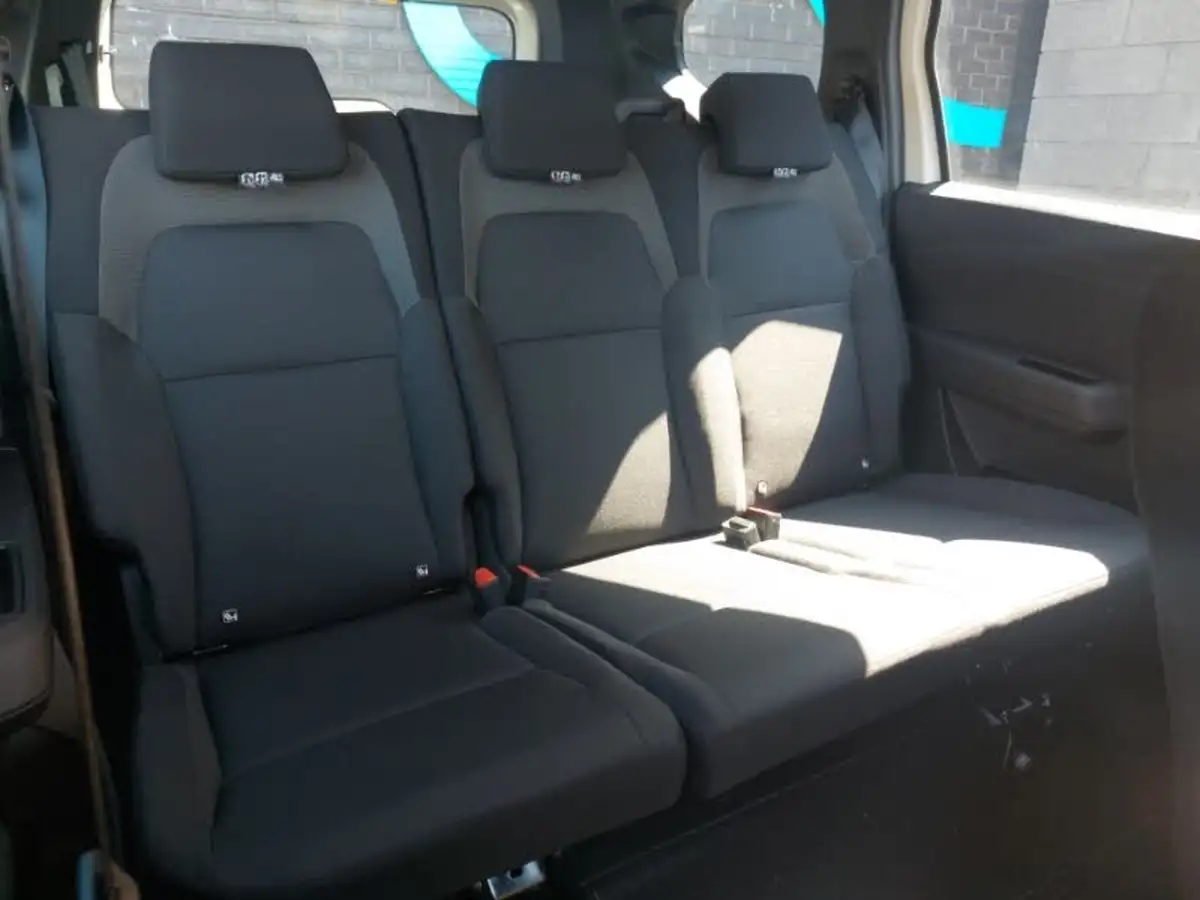 2023-dacia-jogger-10-tce-essential-big-12