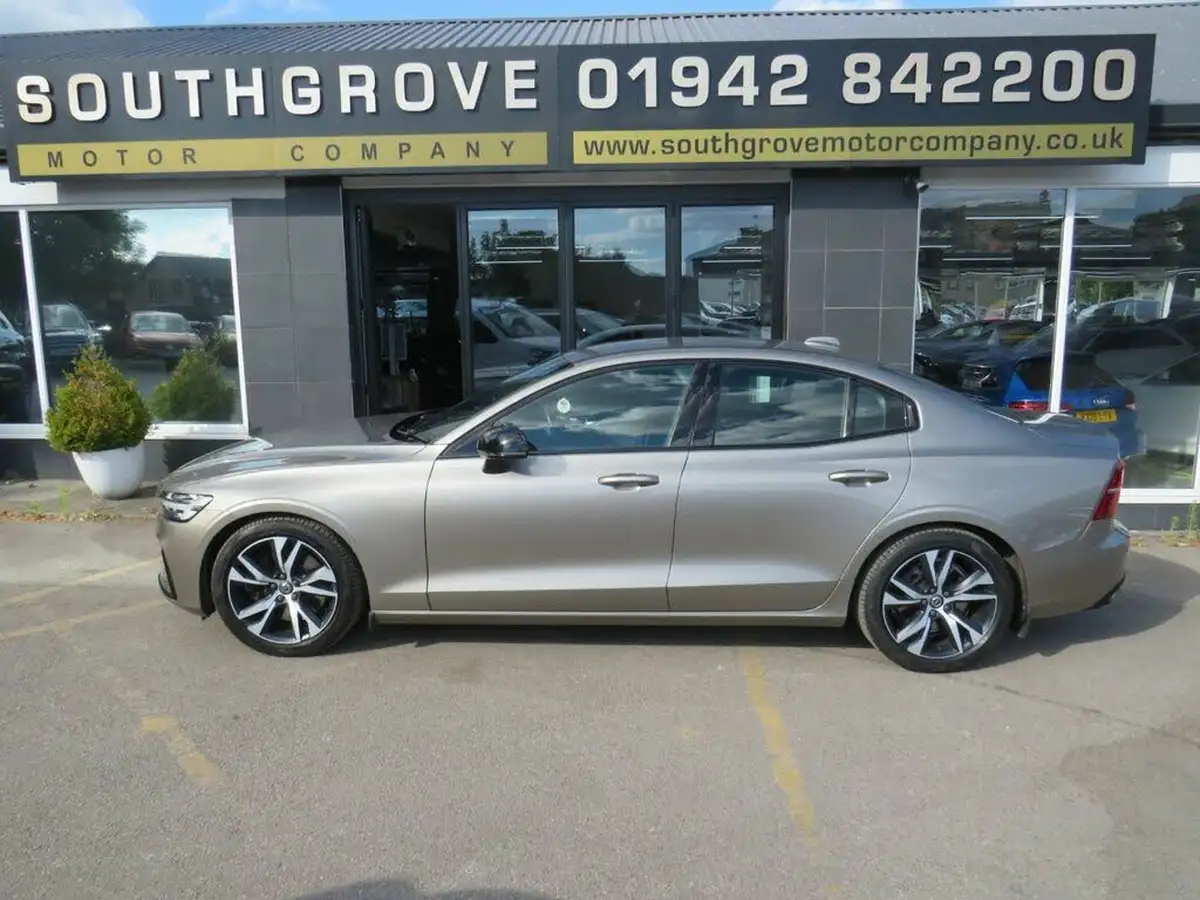 2019-volvo-s60-20-t5-r-design-plus-big-13