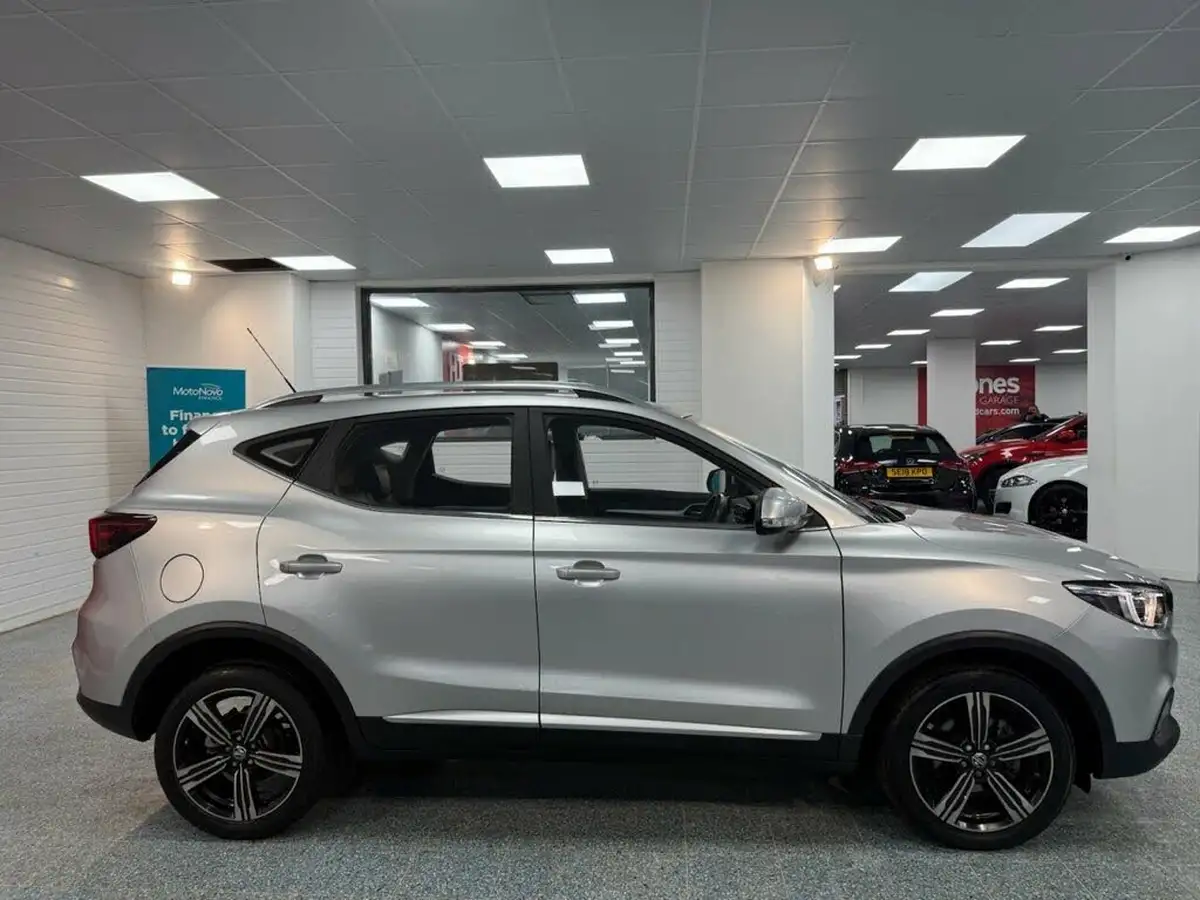 2019-mg-zs-suv-10t-gdi-exclusive-111ps-big-1