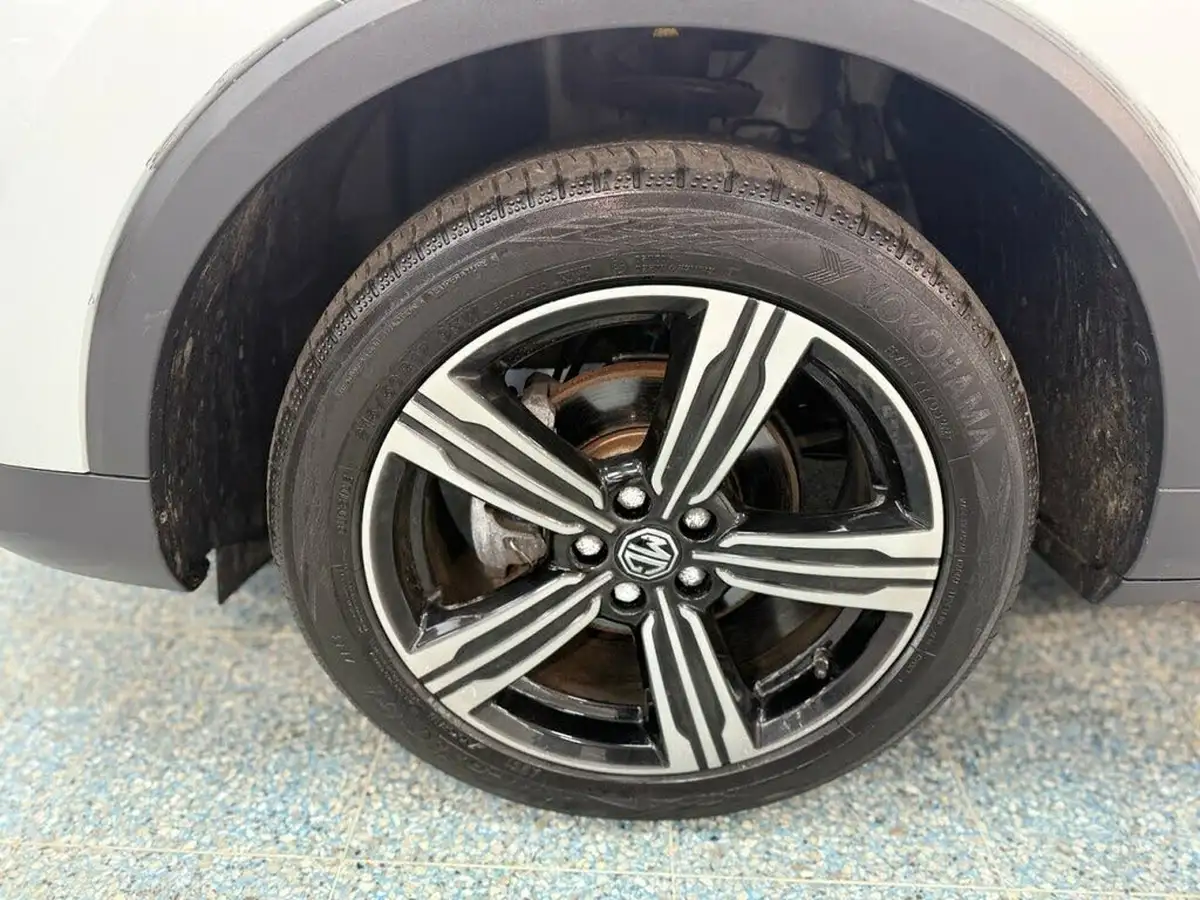 2019-mg-zs-suv-10t-gdi-exclusive-111ps-big-25