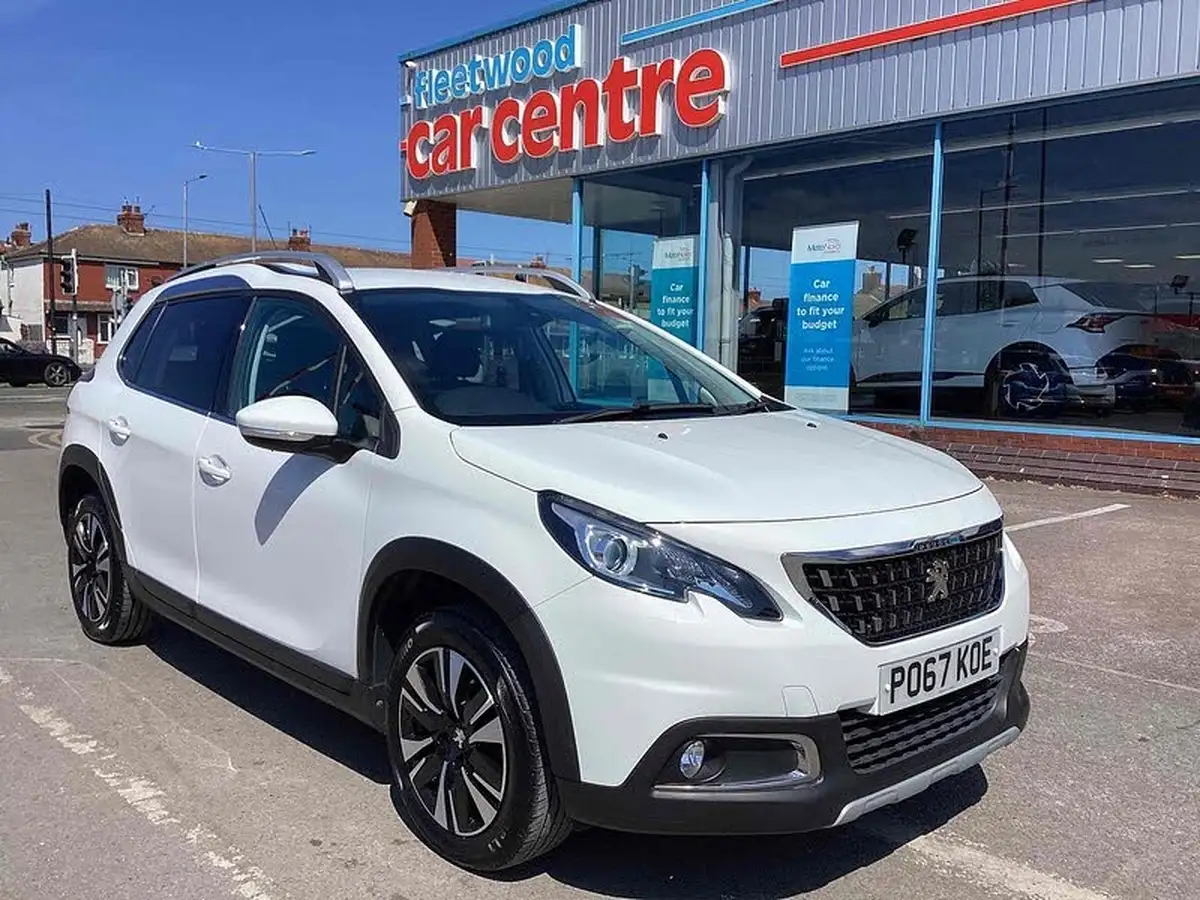 2018-peugeot-2008-suv-12-puretech-allure-82bhp-big-0