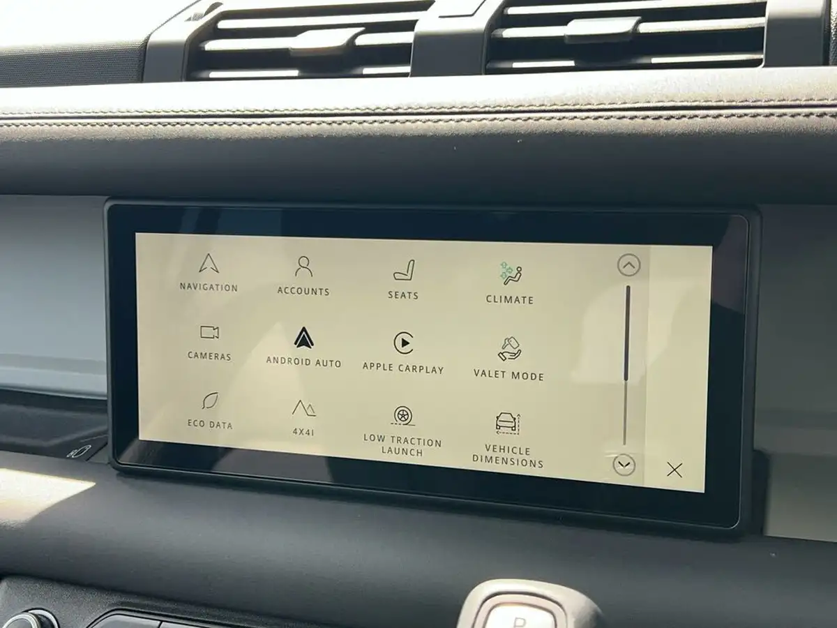 2024-land-rover-110-defender-30-d250-xs-edition-big-53