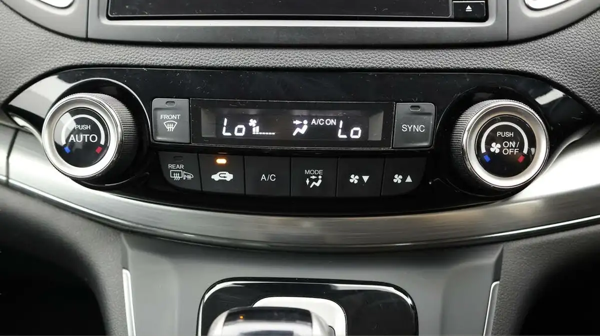 2017-honda-cr-v-16i-dtec-black-edition-auto-big-11