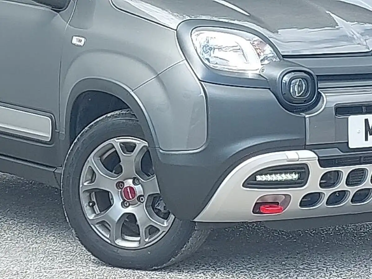 2021-fiat-panda-12-city-cross-big-8