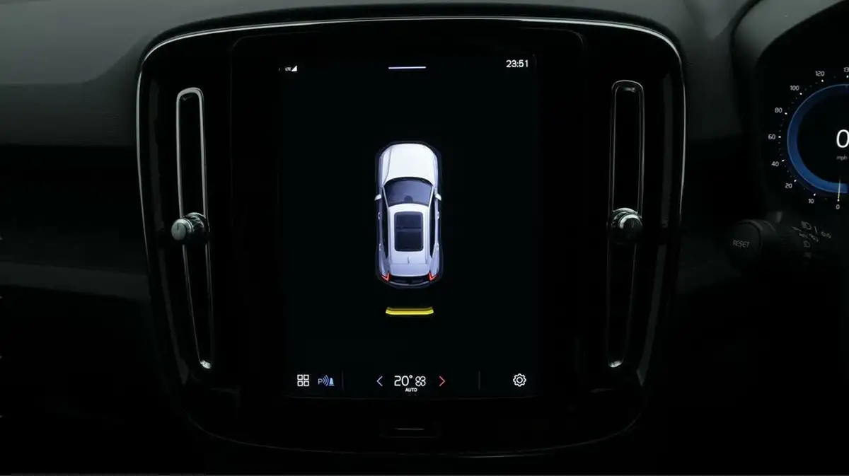 2023-volvo-xc40-e-recharge-core-228bhp-big-26