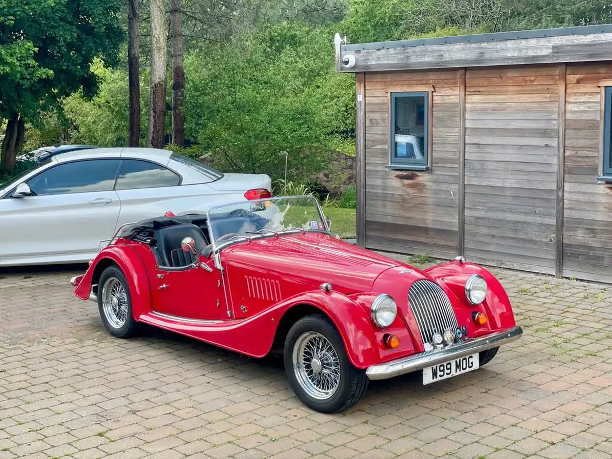 2002-morgan-44-18-4-seat-big-1