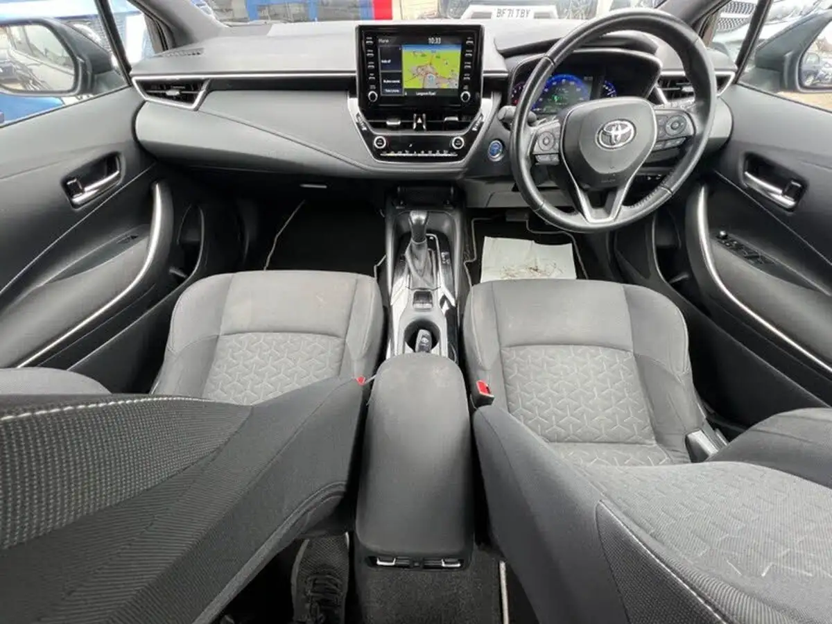 2021-toyota-corolla-20-vvt-i-icon-tech-touring-sports-big-47