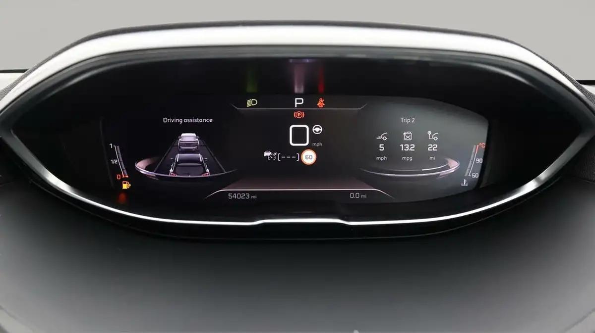 2022-peugeot-3008-suv-12-puretech-gt-premium-big-9