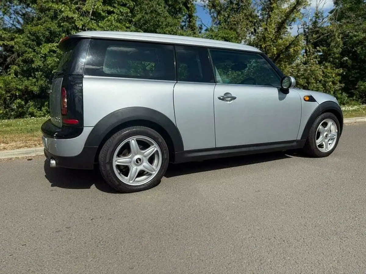 2008-mini-clubman-16-cooper-120bhp-auto-big-11