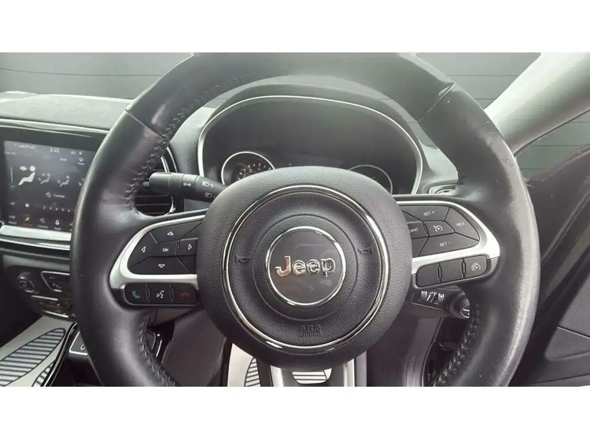 2021-jeep-compass-14-multiair-ii-night-eagle-big-17