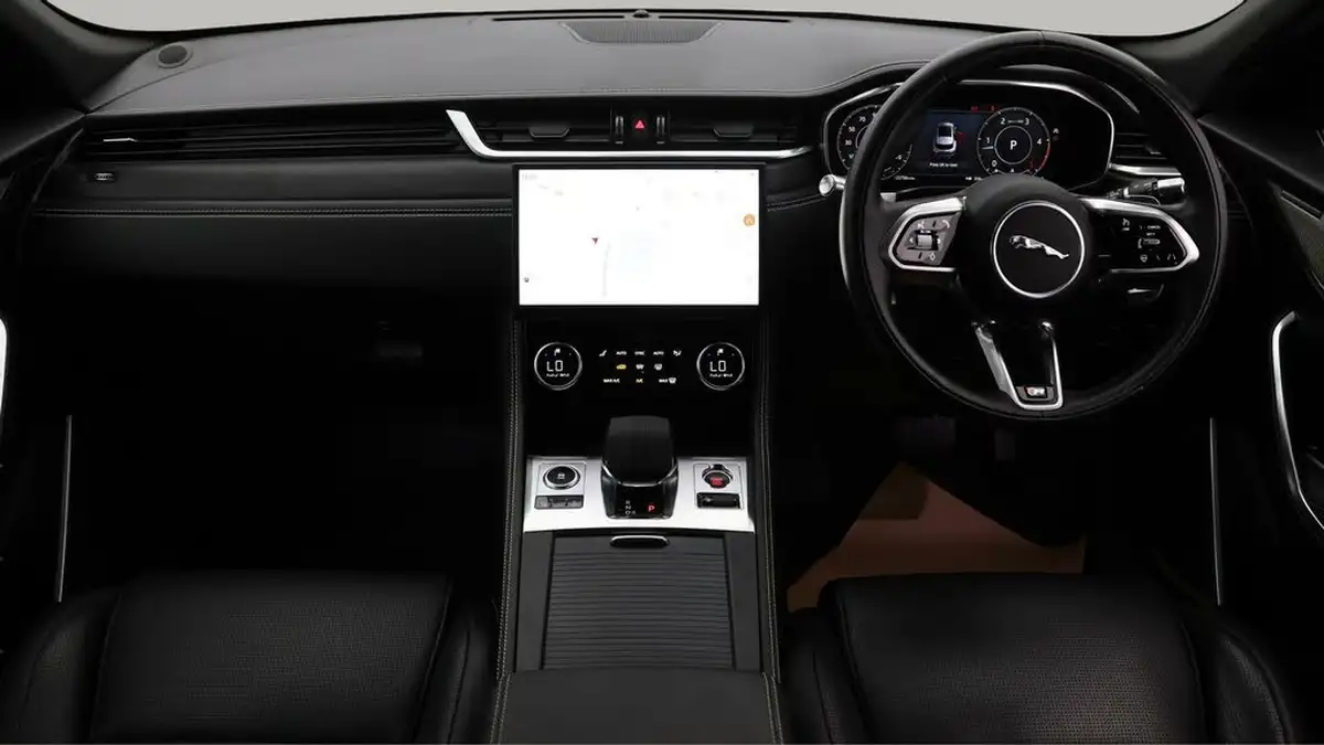 2021-jaguar-f-pace-20-d200-r-dynamic-se-mhev-big-12