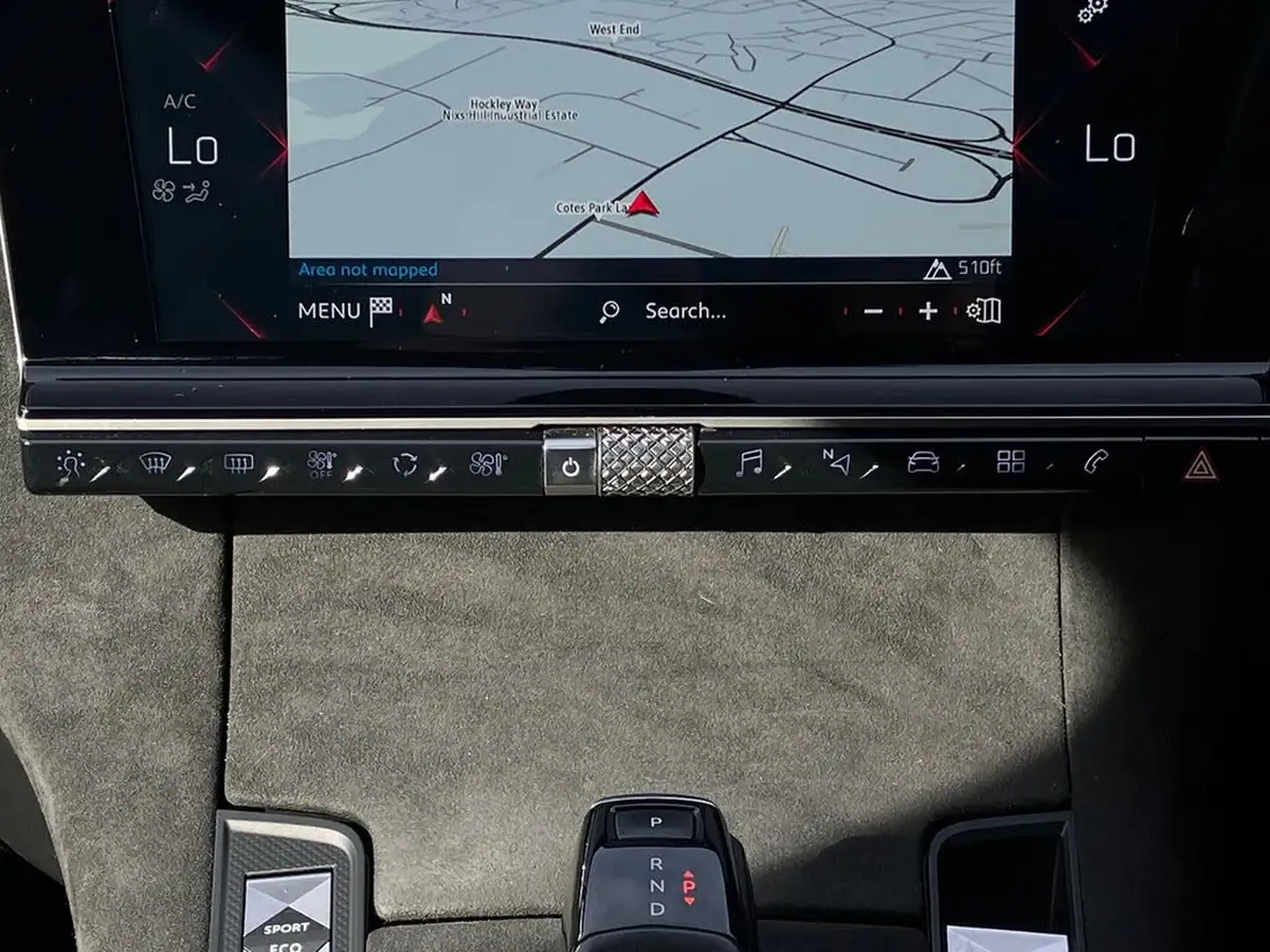 2019-ds-ds-7-crossback-16-puretech-performance-line-180ps-big-11