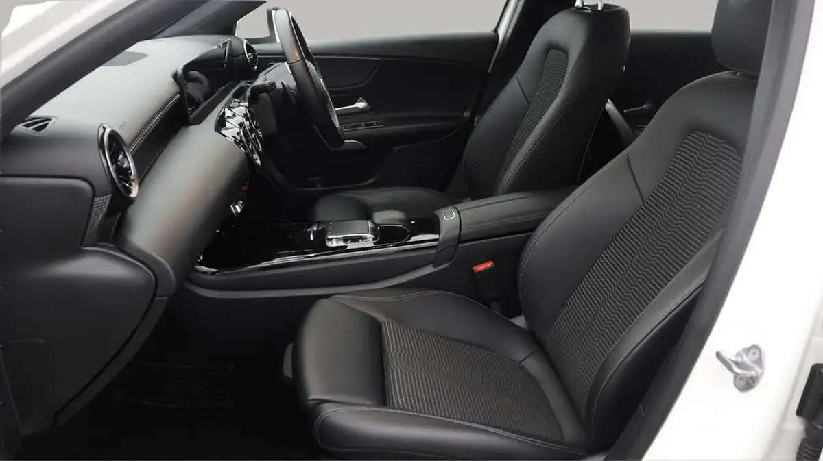 2018-mercedes-benz-a-class-13-a200-sport-executivess-hatchback-5d-7g-dct-big-13